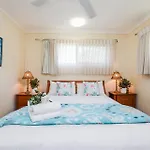 The Little House - Pet-Friendly Beach Cottage