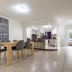Beaches Retreat - 3 Bedroom W Pool - 5 Min To Beach