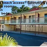 Agnes Palms Motel