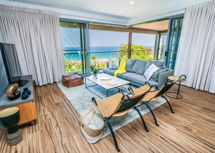 Corymbia Beach House - Sunrise At 1770
