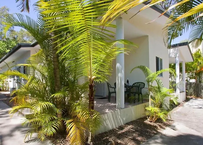 Breakaway - Bright And Breezy Studio With Communal Pool, Near Agnes Water Main Beach
