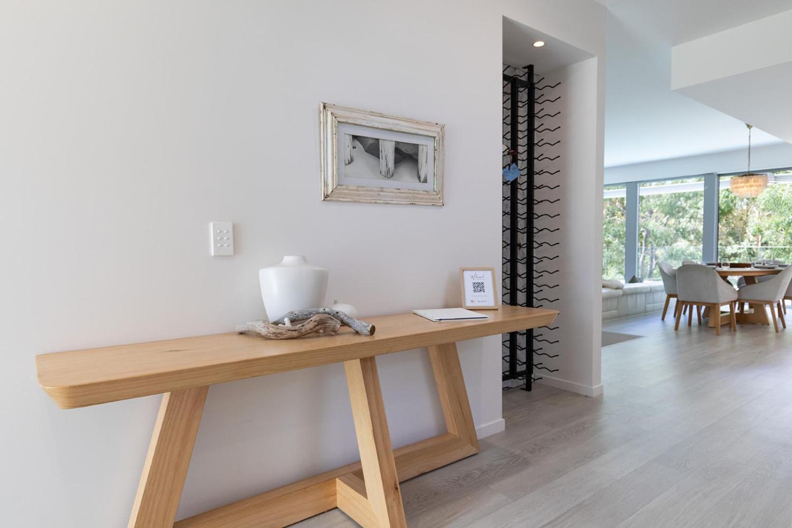 Holiday home Ocean House - 4 Bedroom With Media & Private Pool - 100m To