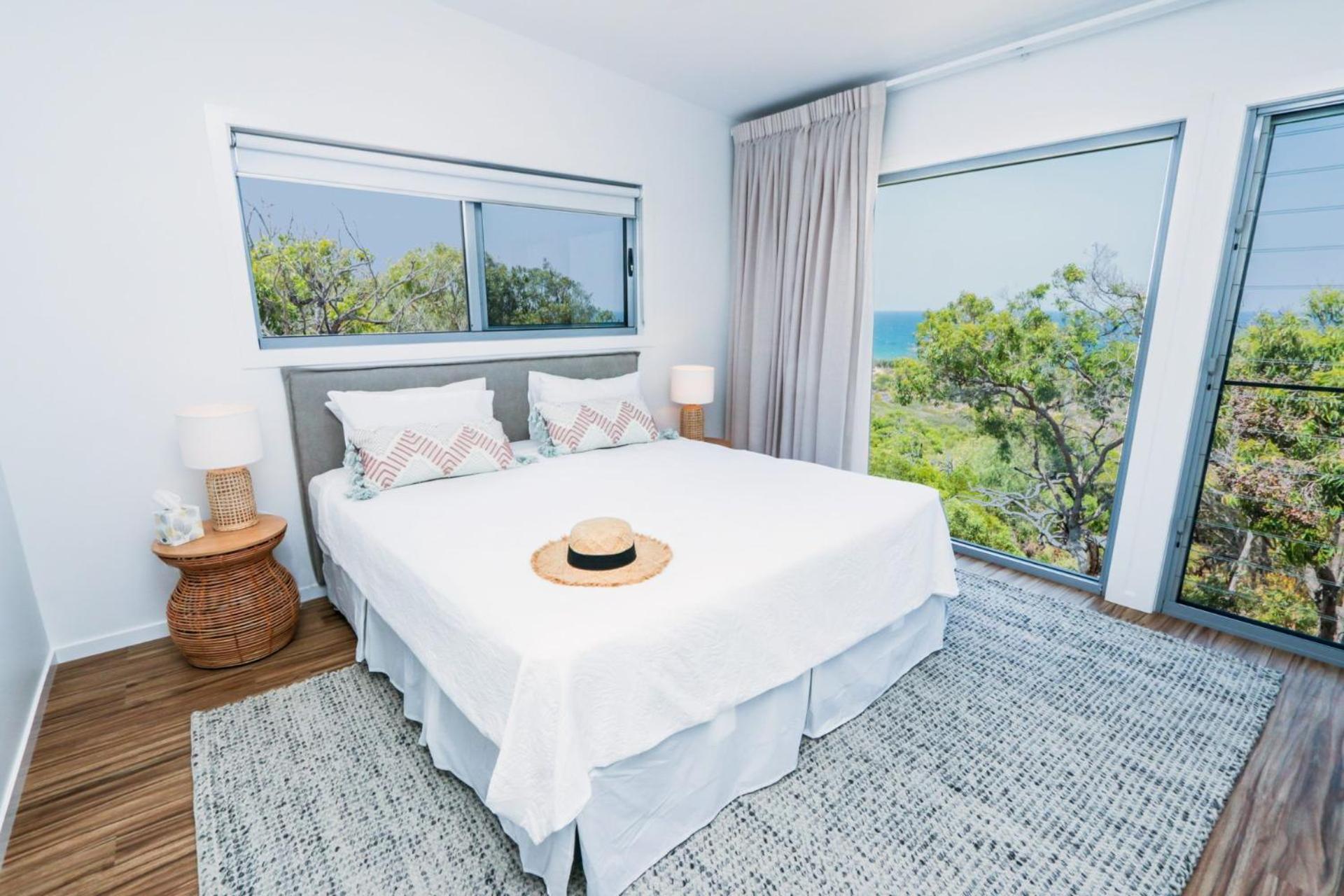Corymbia House - Sunrise At 1770 Holiday home