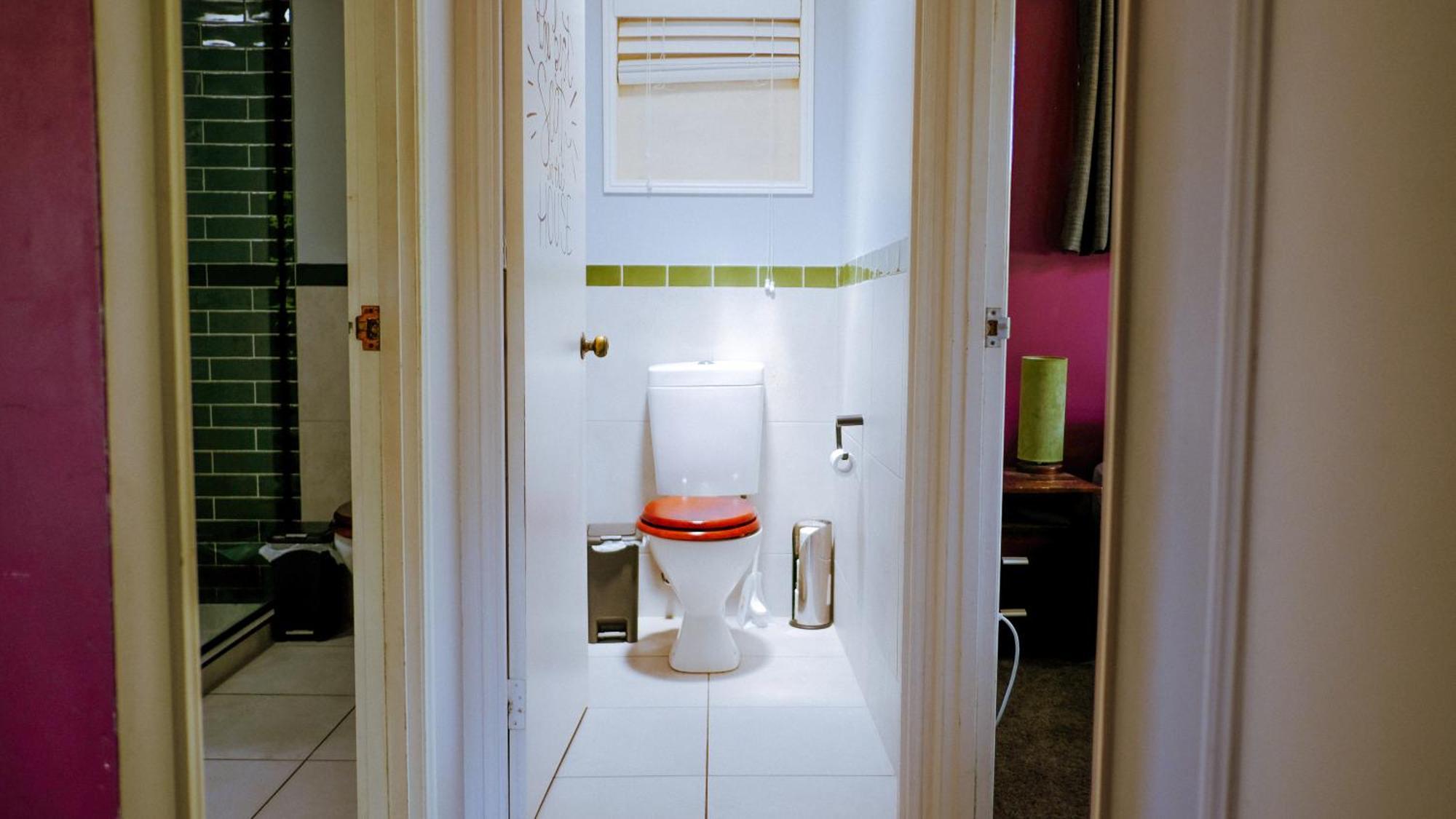 Hostel Backpackers At 1770