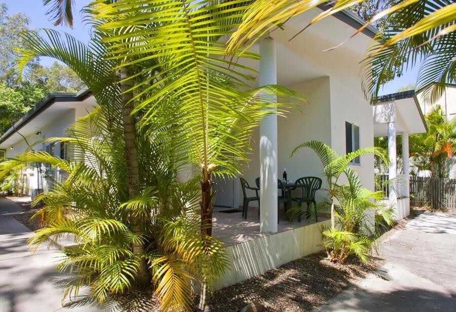 Apartment Breakaway - Bright And Breezy Studio With Communal Pool, Near Agnes Water Main Beach *
