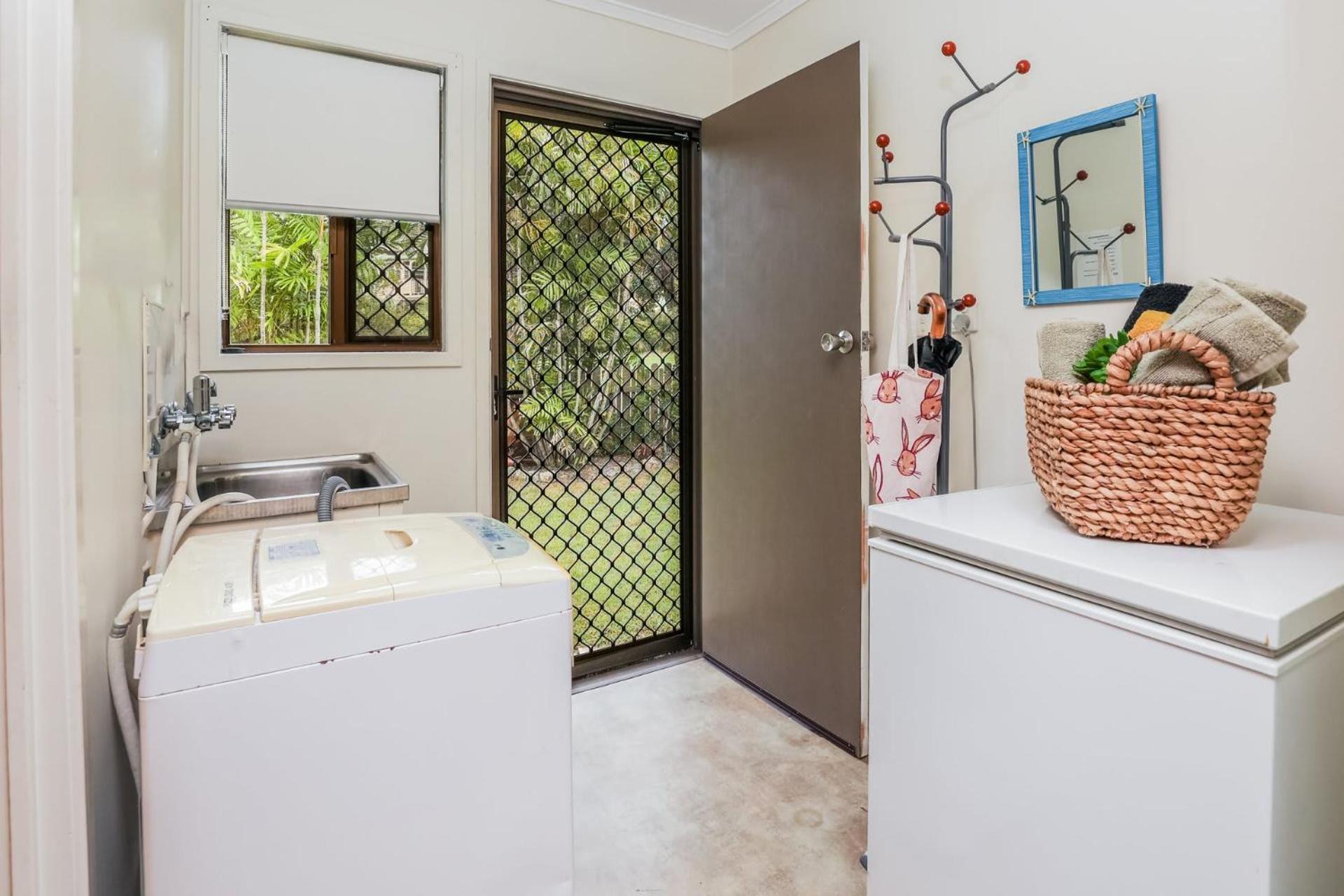 The Little House - Pet-friendly Agnes Water