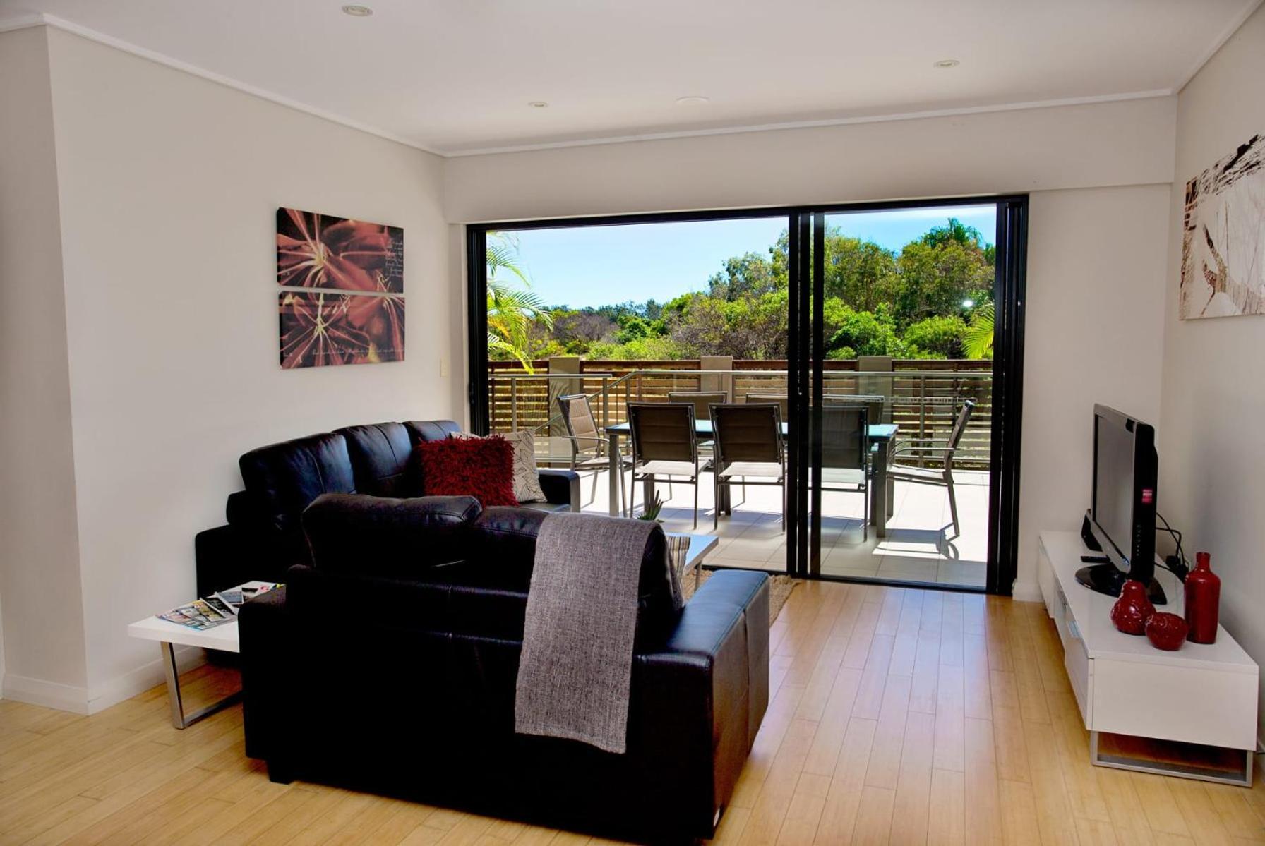 Kingfisher - Three-bedroom Beachside Escape In Agnes Water, With Heated Communal Pool * Agnes Water