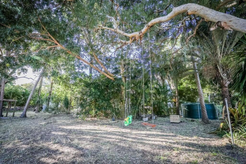 Banksia House - On Main Beach, Holiday home *
