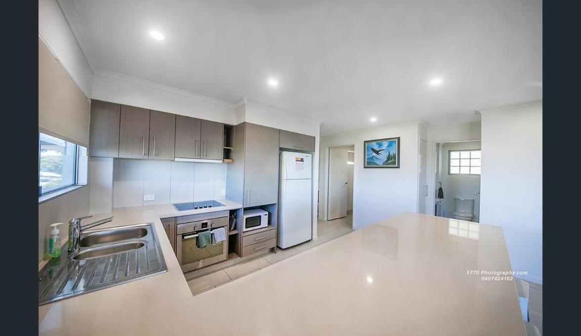 Seabreeze On Dolphin Apartment *