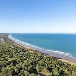 Bella Rose Beach House - 3 Bedroom - 5Min To Beach