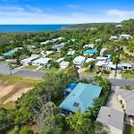 Agnes Bliss - Stunning, Central Four-Bedroom Beach House In Sunny Agnes Water