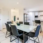 Swell Life - Spacious 3-Bedroom Retreat In Central Agnes Water