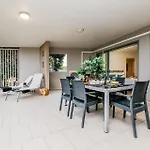 Pavillions Resort 409