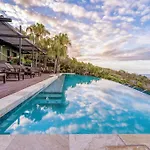 The Sunrise Surfhouse - Sunrise At 1770