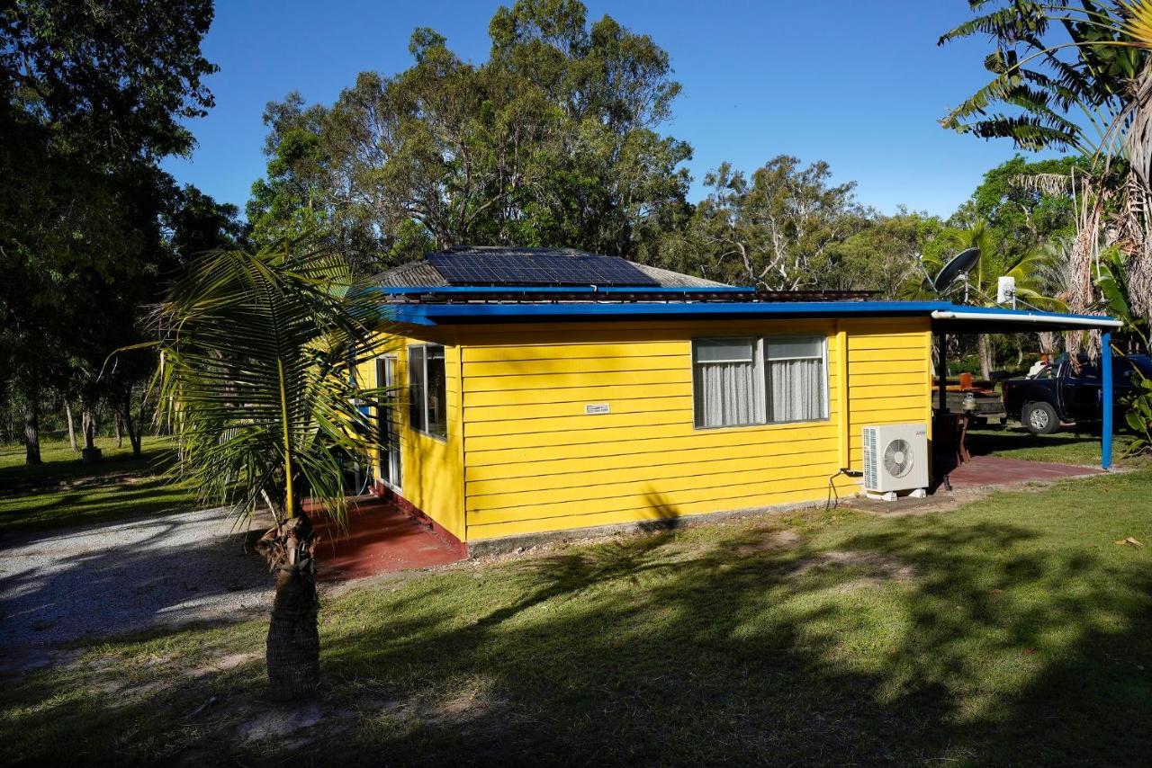 Yellow - Bush And Holiday home Agnes Water