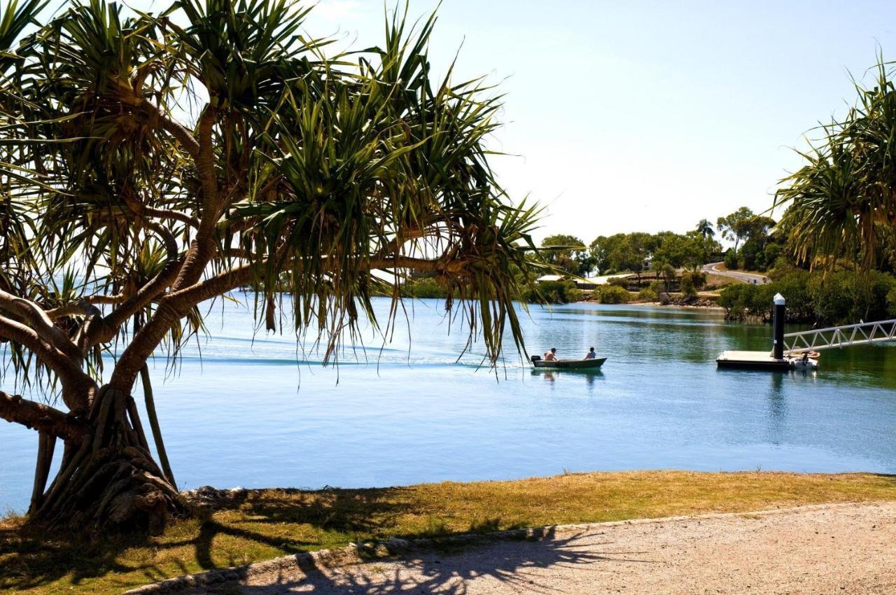 Holiday home & Boats