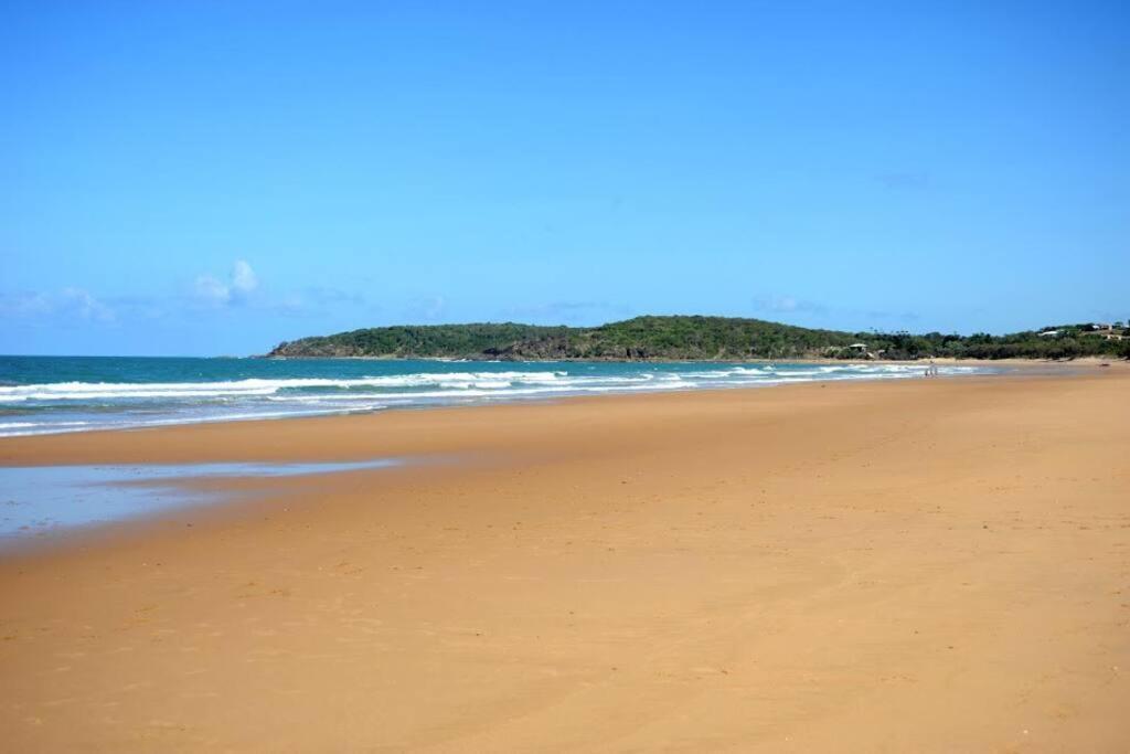 Loka Santi 13 - Gorgeous Beachfront Penthouse With Sea Views & Heated Communal Pool In Sunny Apartment