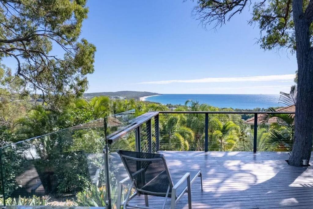 Blue Sapphire - Panoramic Ocean Views Of Agnes Water's Main Holiday home