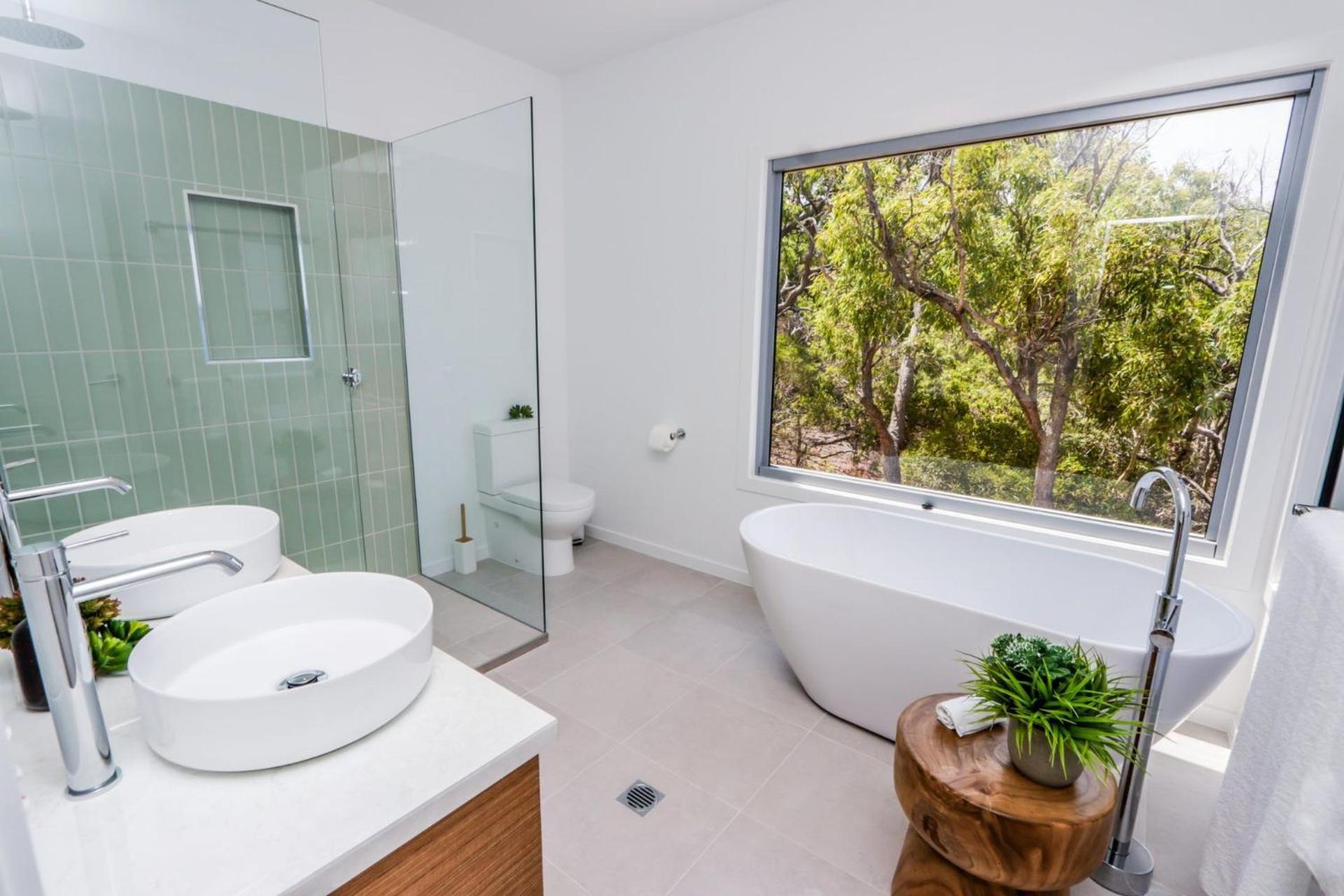 Corymbia House - Sunrise At 1770