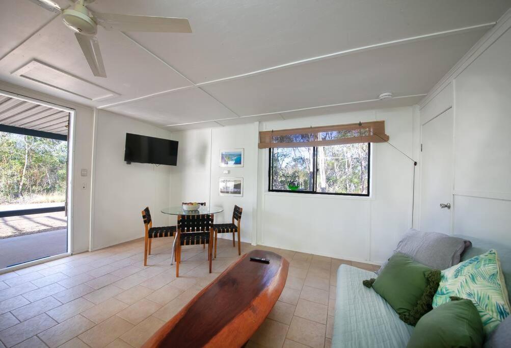 Apartment Kangaroo - Entire Cabin, 5mins To The Agnes Water