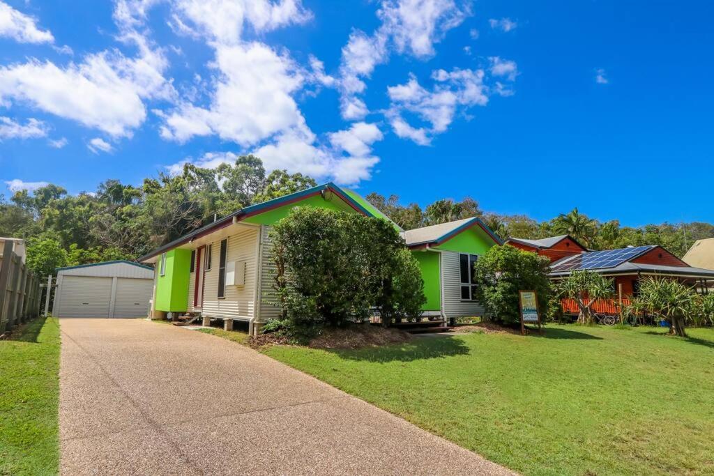 Mcleods - Three-Bedroom, Pet-Friendly Coastal Escape In Central Agnes Water Holiday home