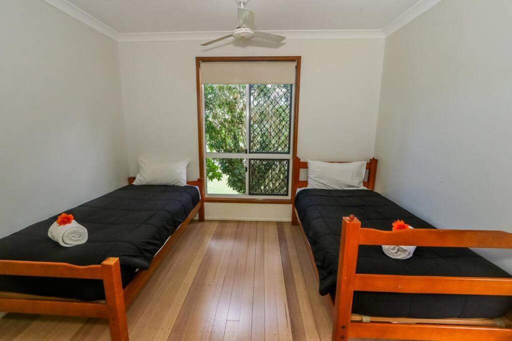 Mcleods - Three-Bedroom, Pet-Friendly Coastal Escape In Central Agnes Water Holiday home *