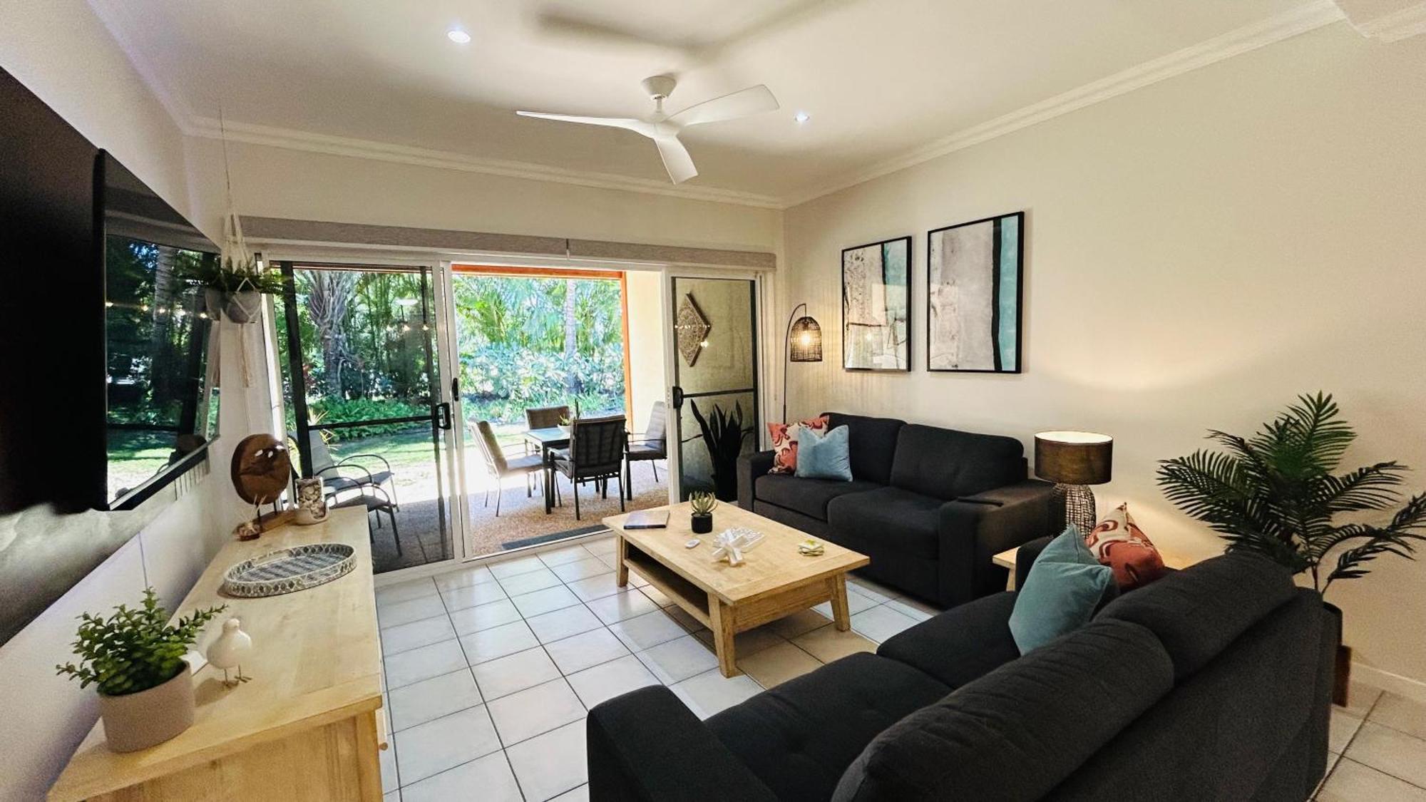 Santana's Getaway Apartment *
