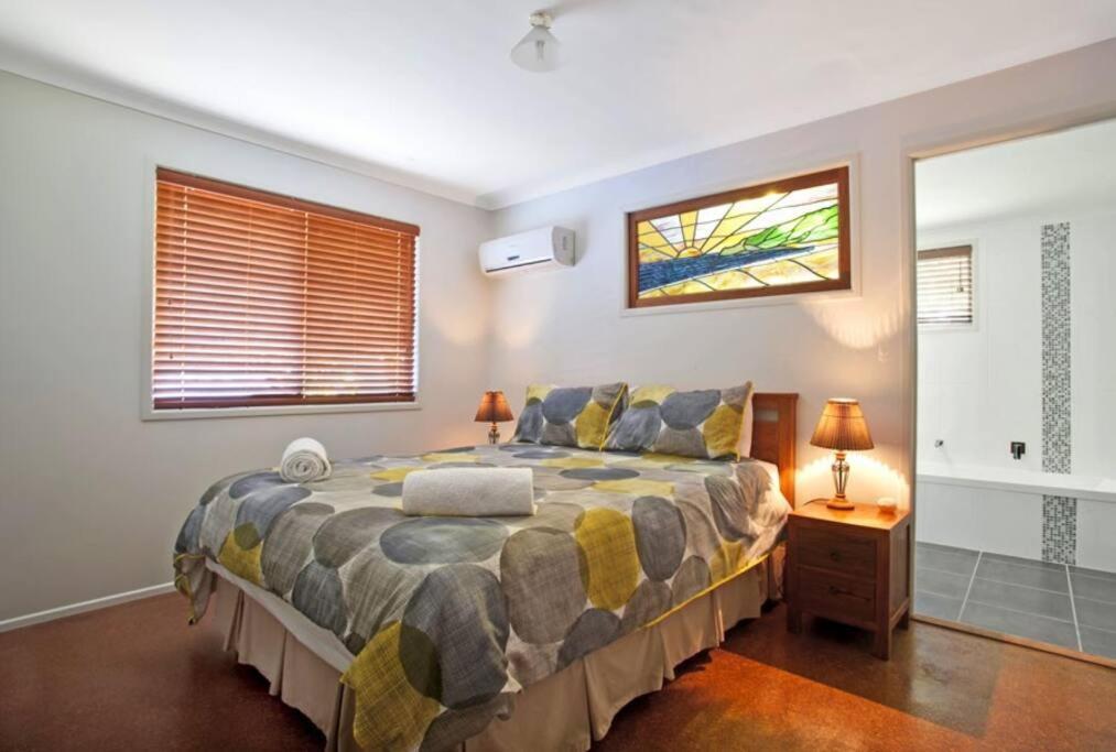 On Agnes Time - Large, 3-bedroom, Coastal In Agnes Water, Short Walk To Stunning Main