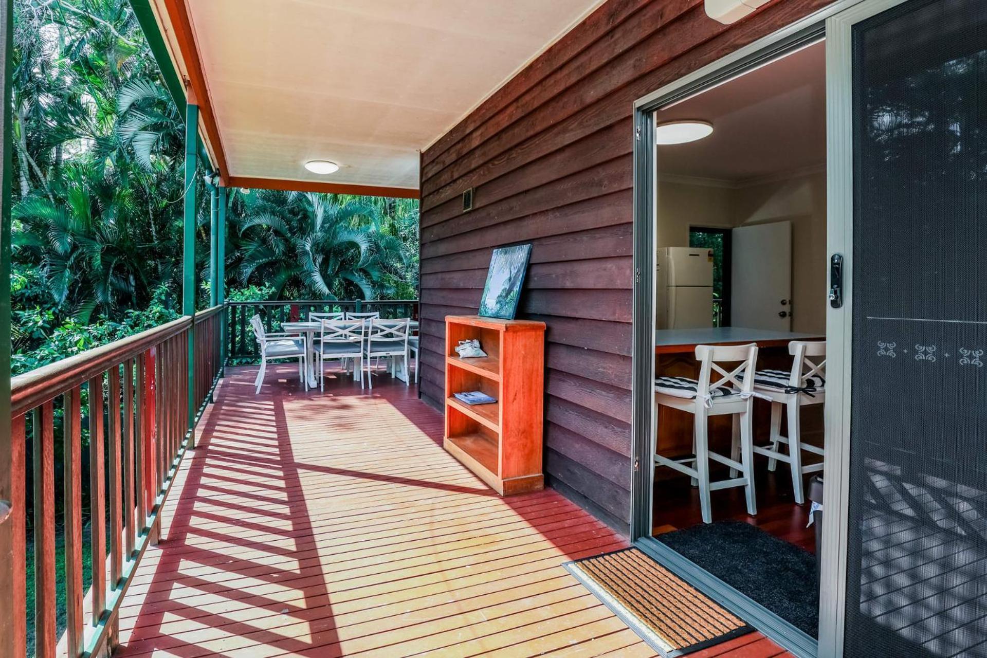 Merindah - Four-bedroom Modern Pet-friendly In Holiday home *
