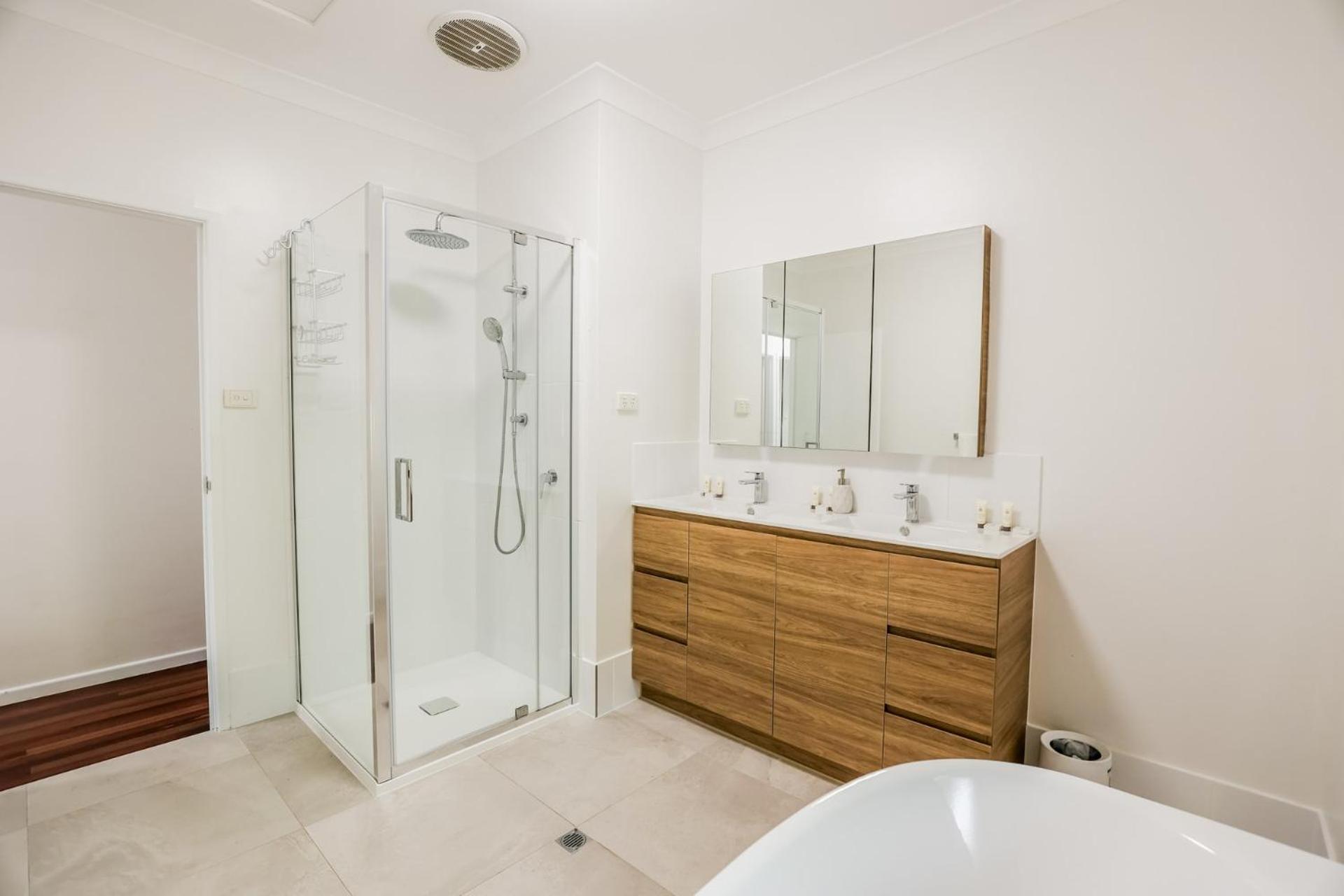 Merindah - Four-bedroom Modern Pet-friendly In Holiday home Agnes Water