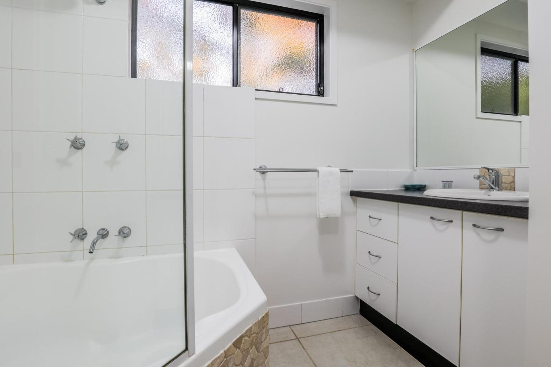 Swell Life - Spacious 3-bedroom Retreat In Holiday home Agnes Water
