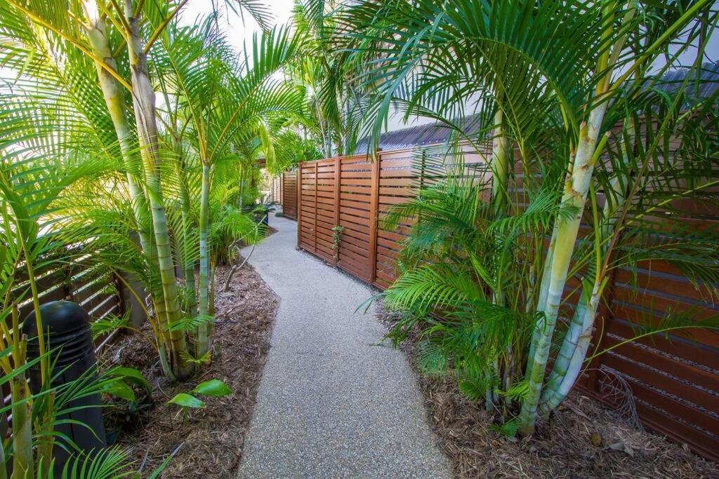 Loka Santi 4 - Three-bedroom Beachside Escape In Agnes Water, With Heated Communal Pool Apartment Agnes Water