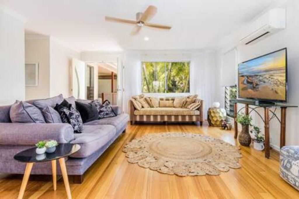Holiday home Palm Breeze Hideaway 3 Bedroom - 1 Min To Shops