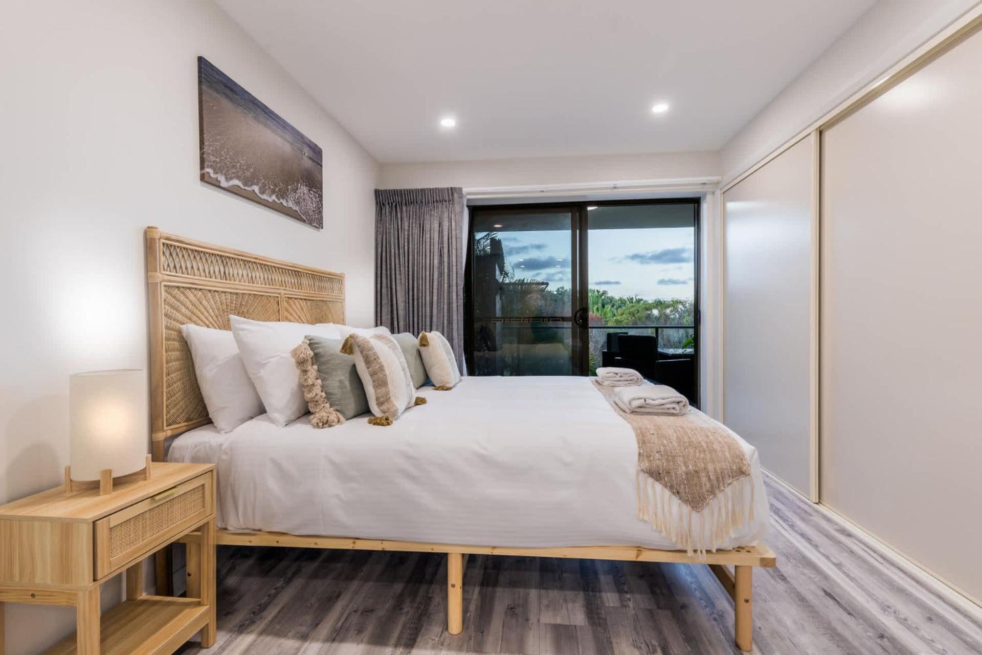 Malo - Three-bedroom Beachside Escape In Agnes Water, With Heated Communal Pool