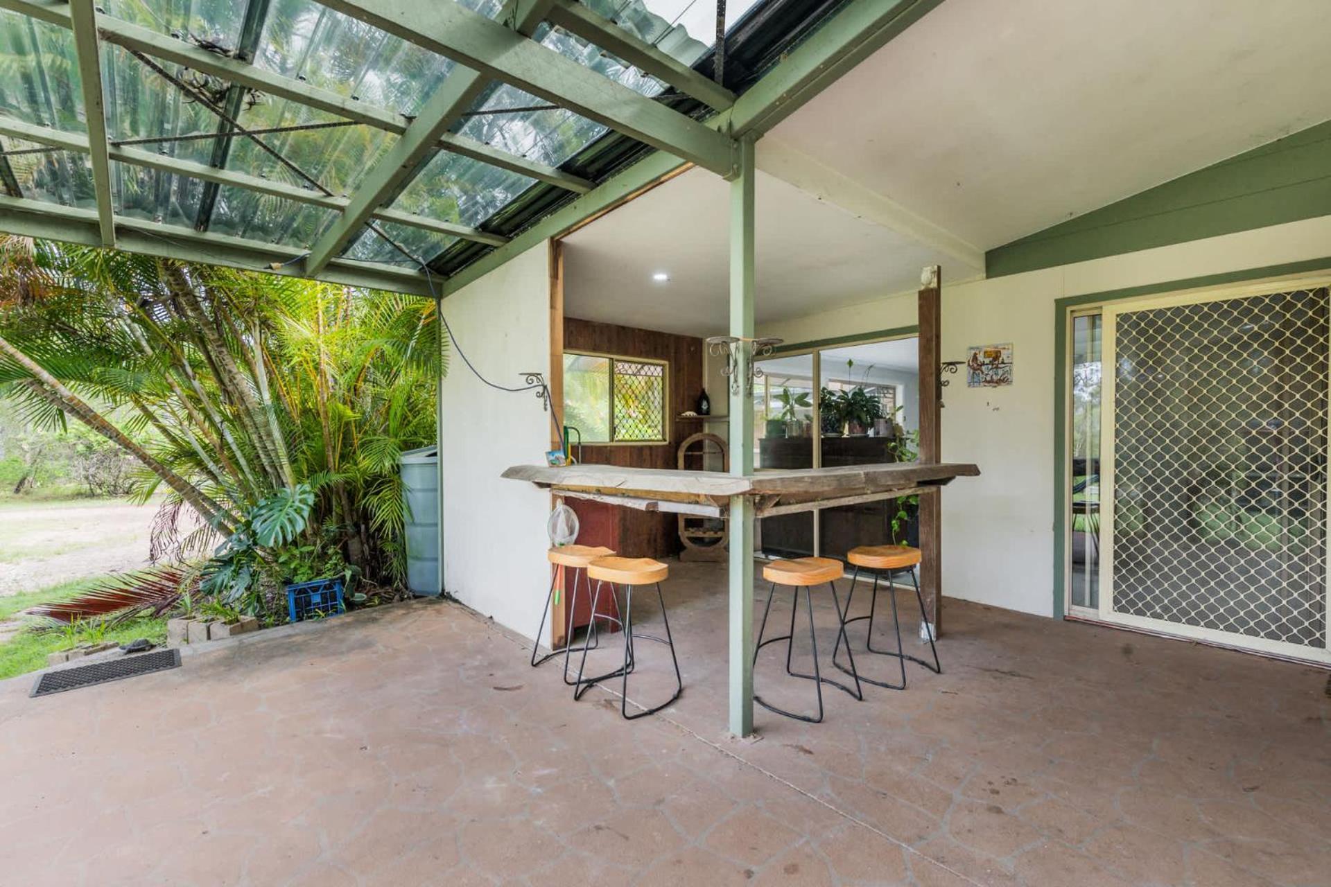 Dragon - Large Pet-friendly With Pool & Beautiful Bushland In * Agnes Water