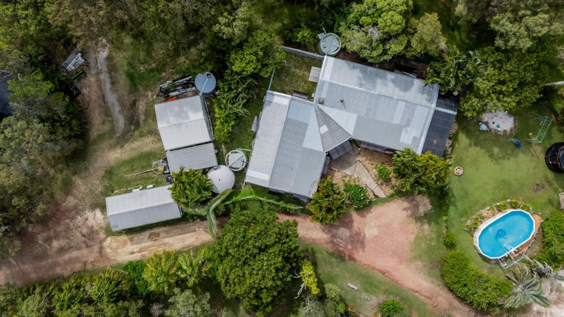 Dragon - Large Pet-friendly With Pool & Beautiful Bushland In Holiday home