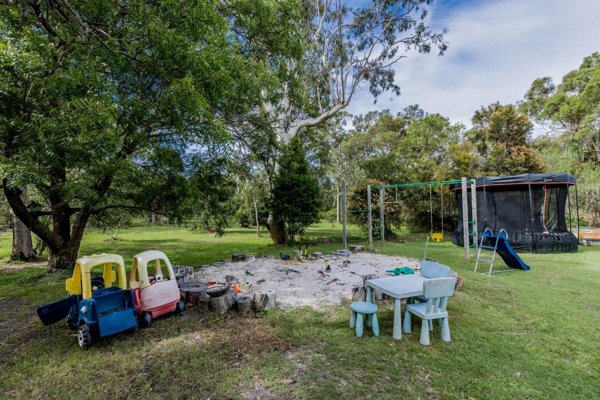 Dragon - Large Pet-friendly With Pool & Beautiful Bushland In * Agnes Water