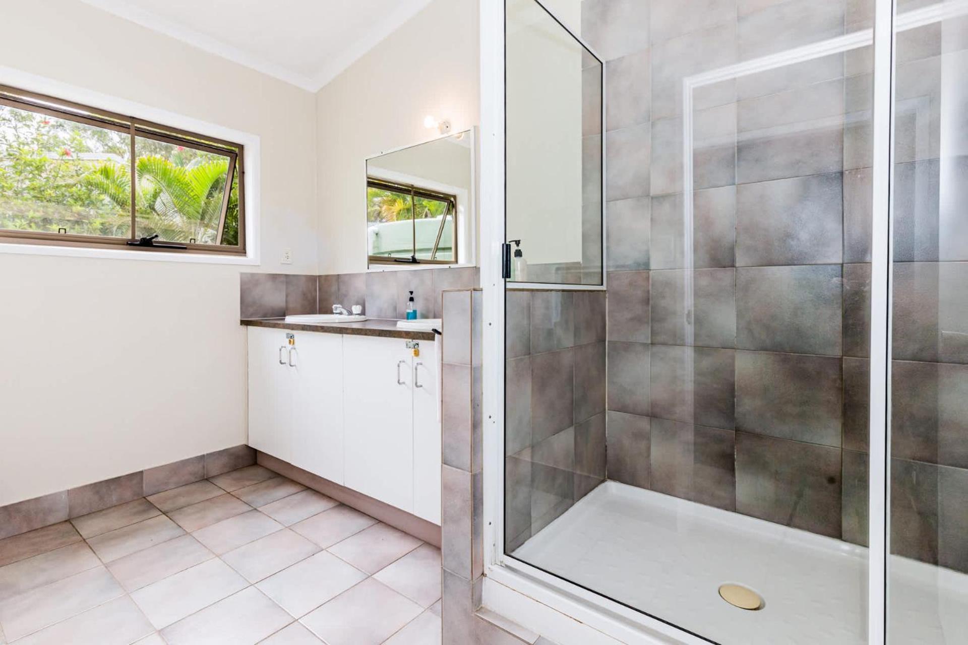 Holiday home Dragon - Large Pet-friendly With Pool & Beautiful Bushland In *
