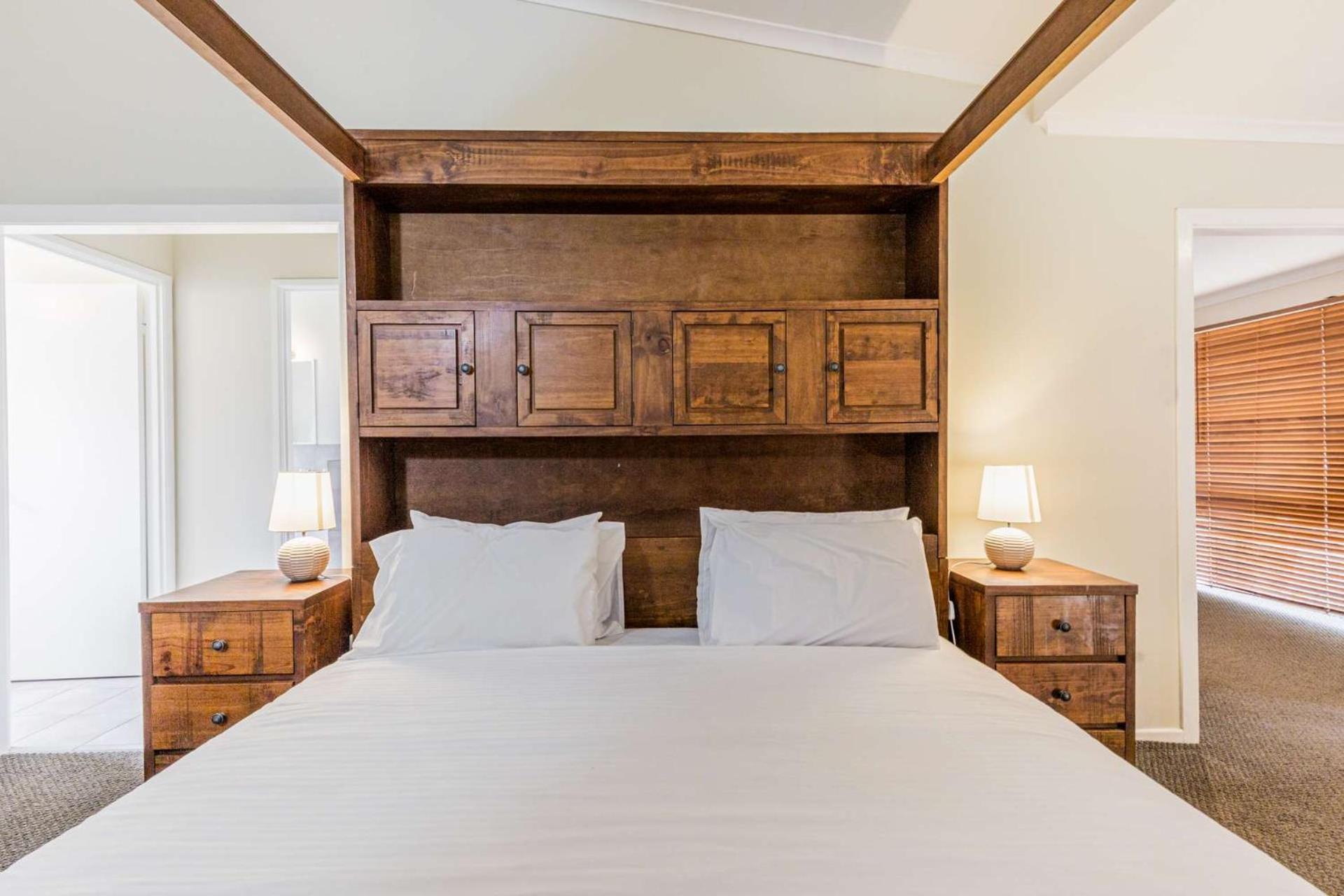 Dragon - Large Pet-friendly With Pool & Beautiful Bushland In Holiday home Agnes Water