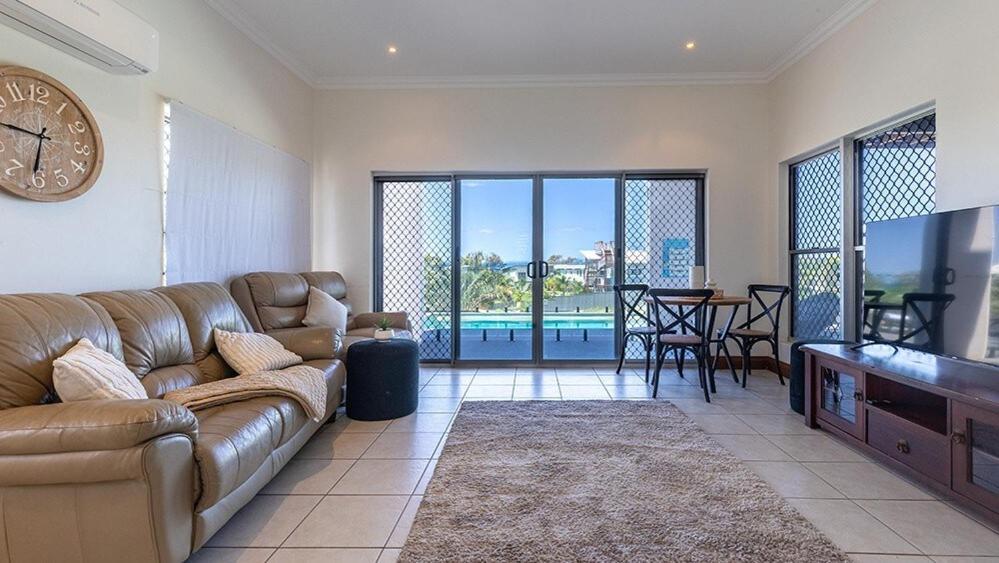 Barrier Reef Retreat - 2 Min To *