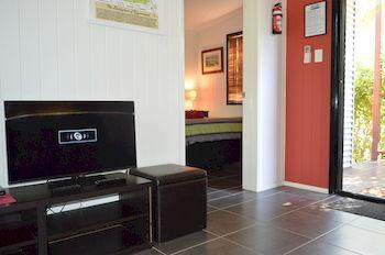 Lalaland Retreat Hotel 3*