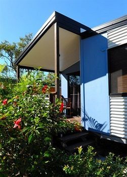 Lalaland Retreat Hotel 3*
