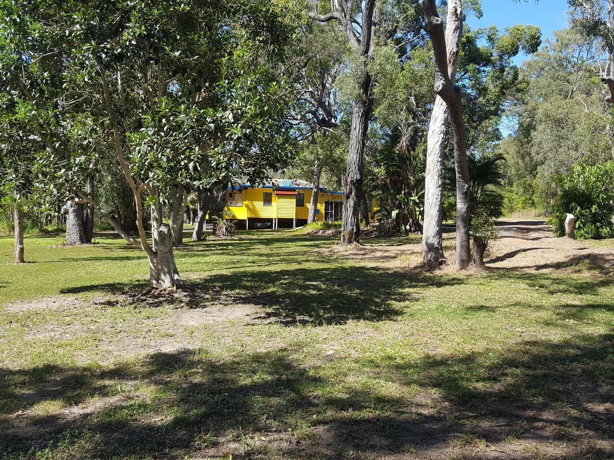 Yellow - Bush And Holiday home Agnes Water