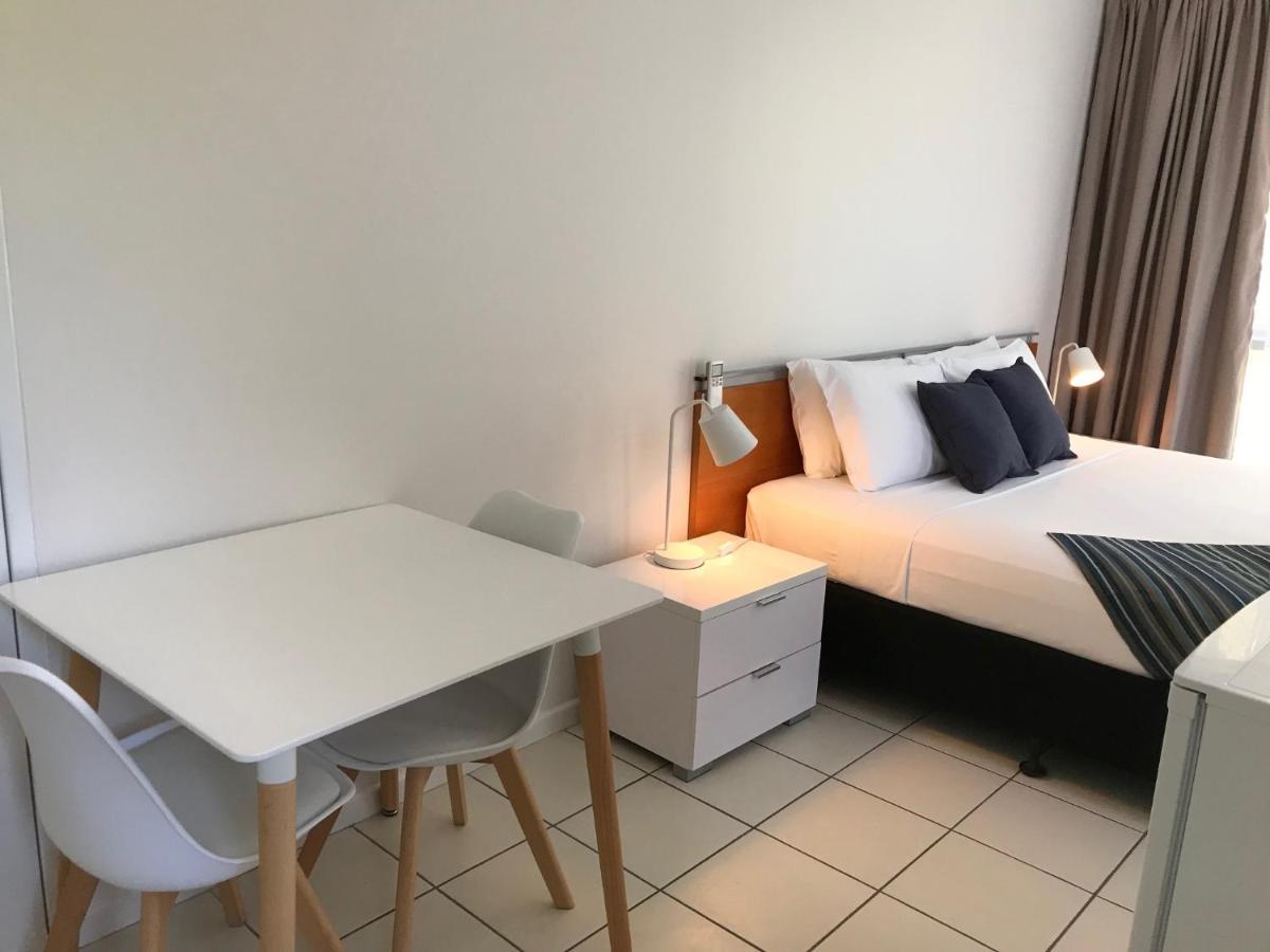 Aparthotel Sandcastles 1770 & 4*