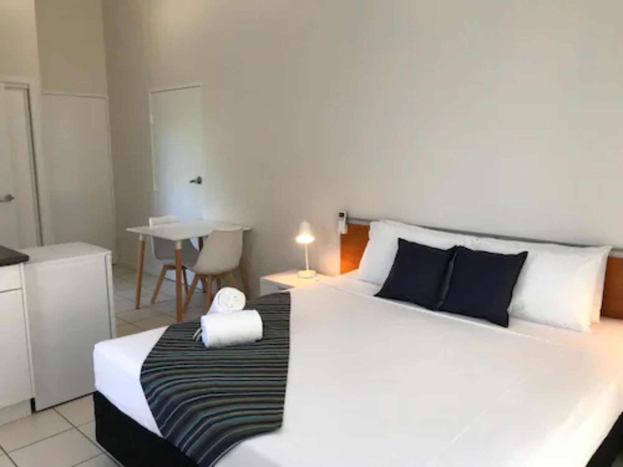 Sandcastles 1770 & Aparthotel 4*