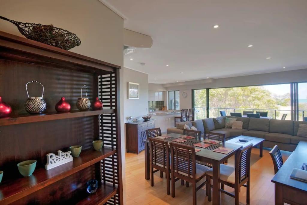 Apartment Loka Santi 10 - Beachfront Unit *