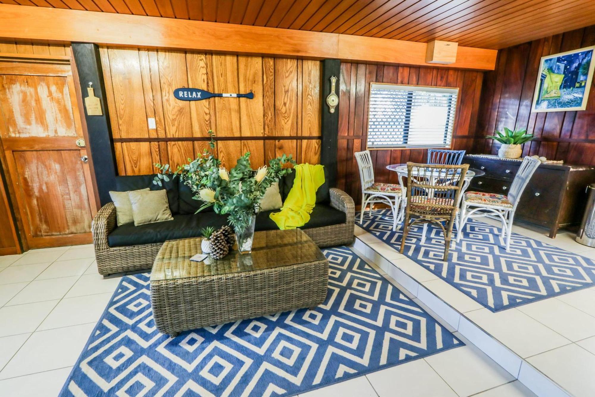 A Lure - Large 3-bedroom Central Beach House, Just A 2-minute Walk To Gorgeous Main Beach Holiday home Agnes Water