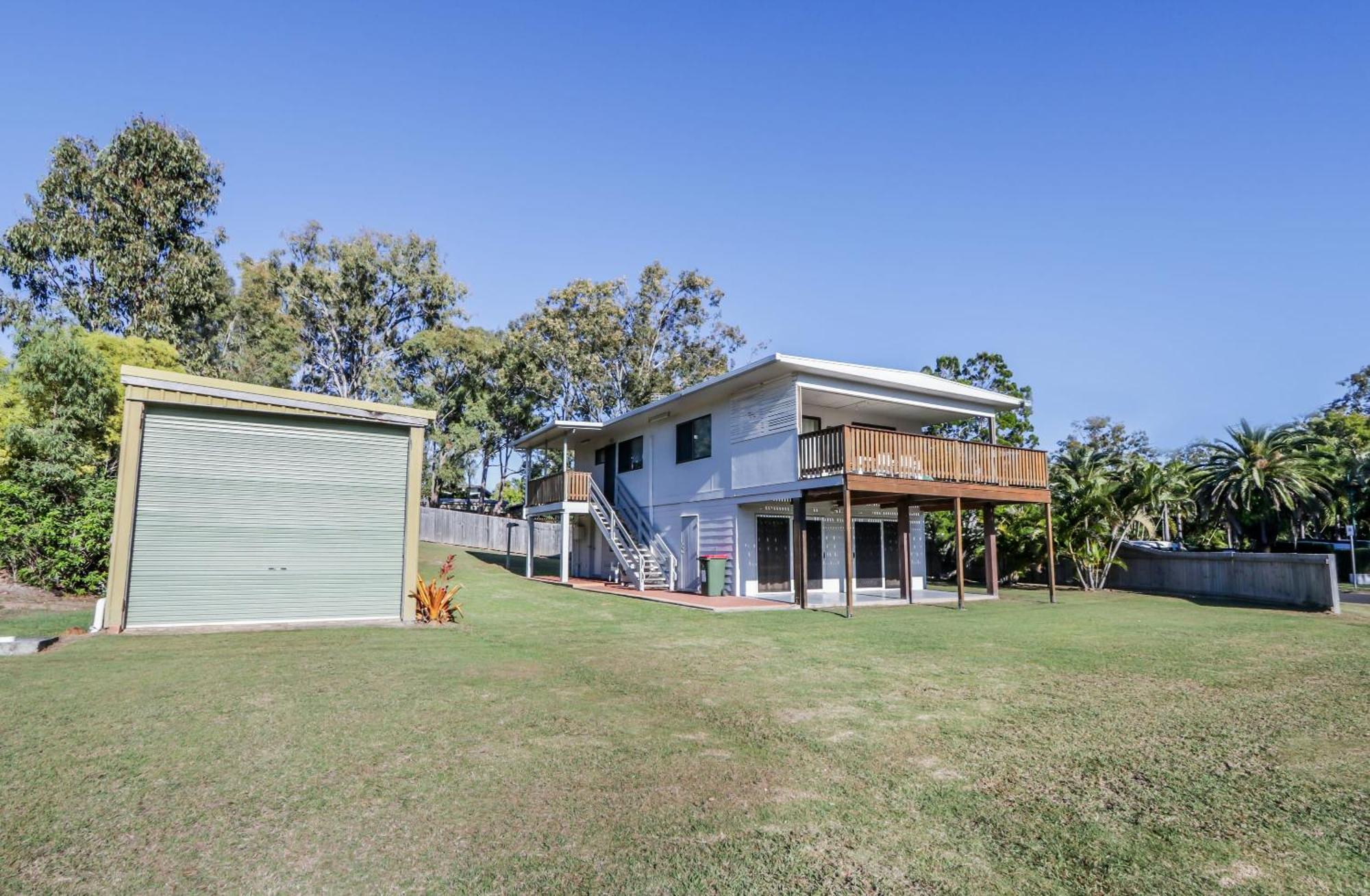 A Lure - Large 3-bedroom Central Beach House, Just A 2-minute Walk To Gorgeous Main Beach Agnes Water