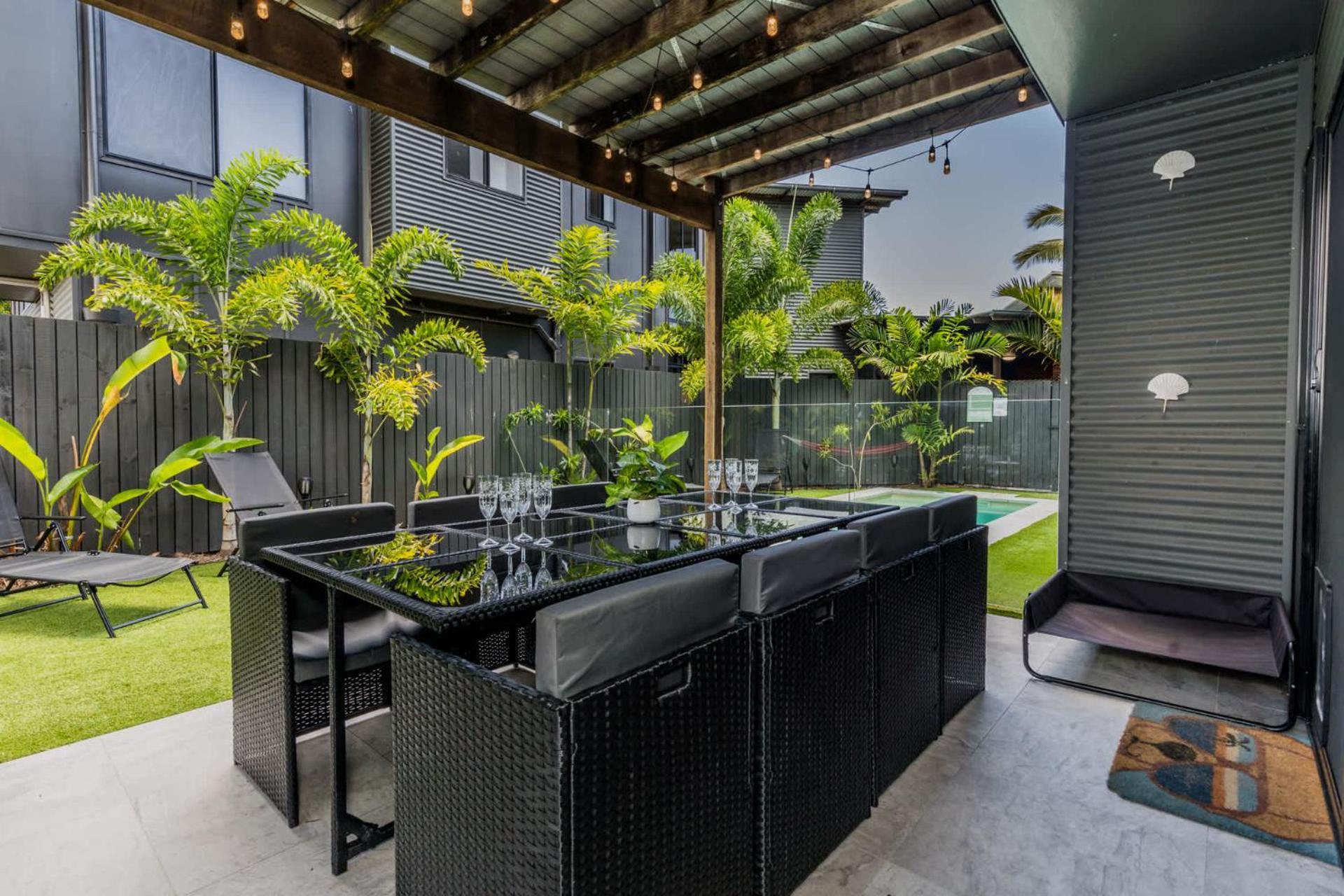 Holiday home Dolphin Dreamin' With Plunge Pool *