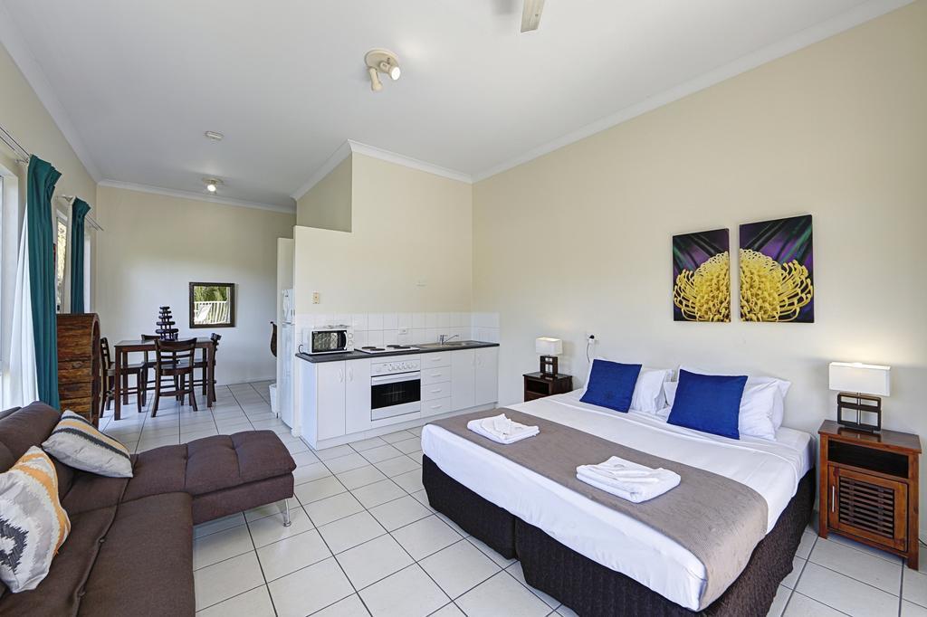 Aparthotel Sandcastles 1770 & 4*